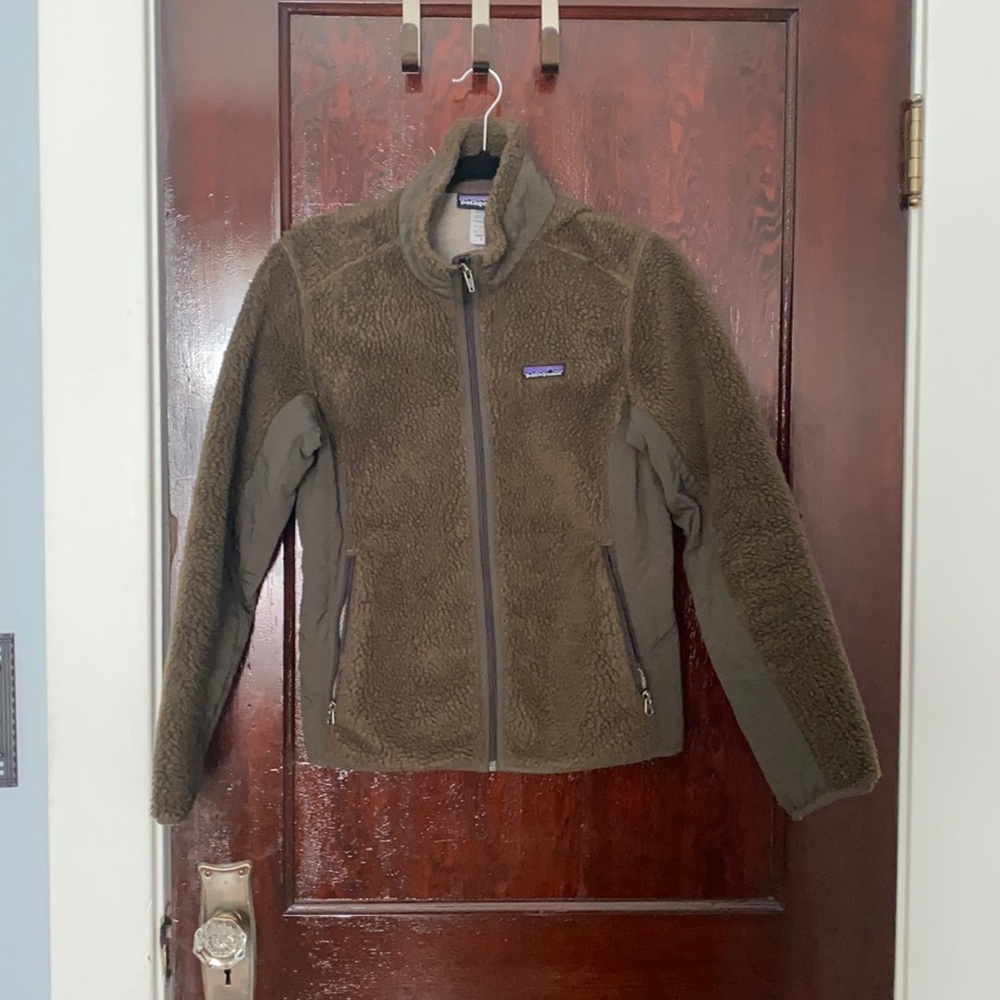 Patagonia women’s jacket size M, dark green/brown